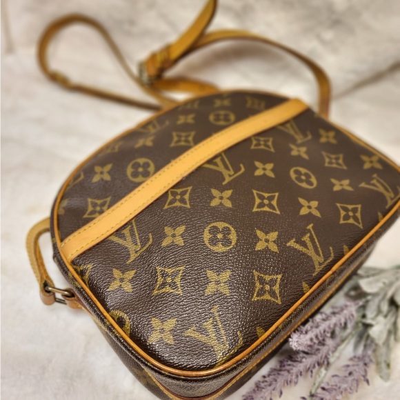 Authentic Louis Vuitton Senlis crossbody shoulder bag - Picture 7 of 15